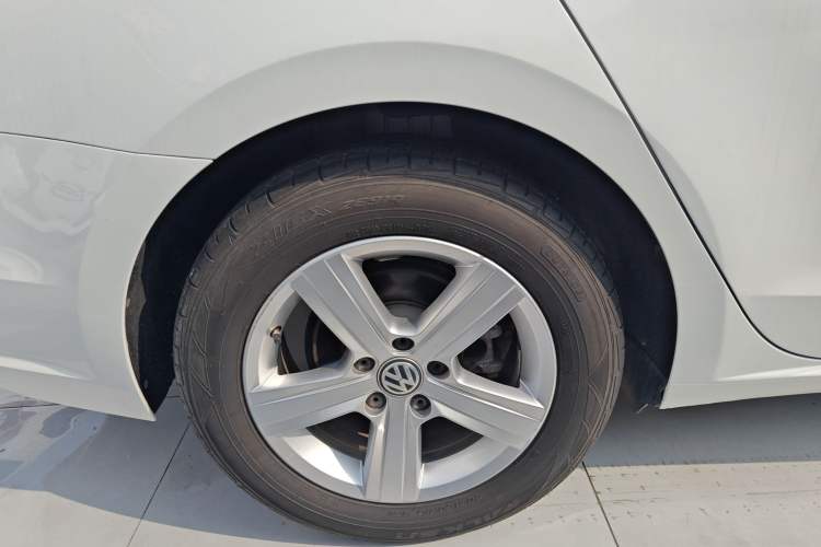 Used Volkswagen Lamando 2018 230TSI DSG Fashion Edition
