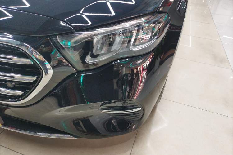 Used Mercedes-Benz E-Class 2024 Facelift E 260 L
