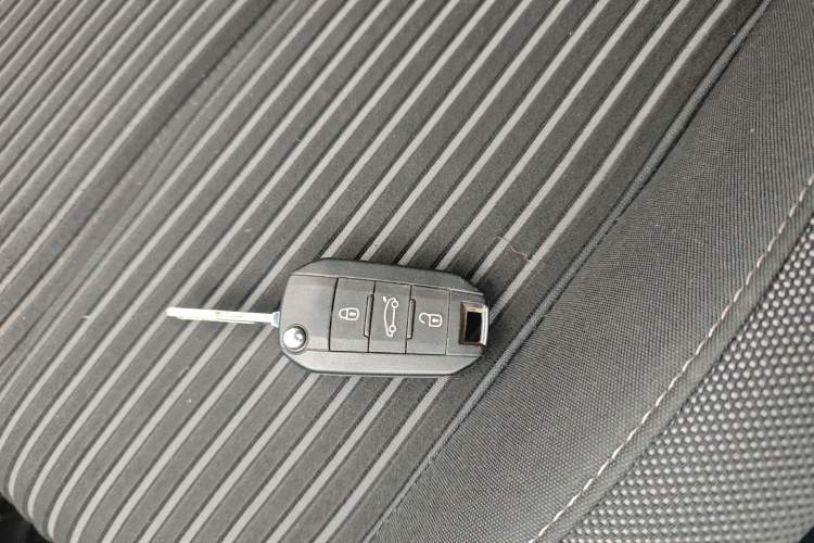 Used Peugeot 408 2014 1.8L Automatic Luxury Edition