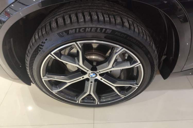 Used BMW X5 2023 xDrive 30Li Luxury M Sport Night Edition Package
