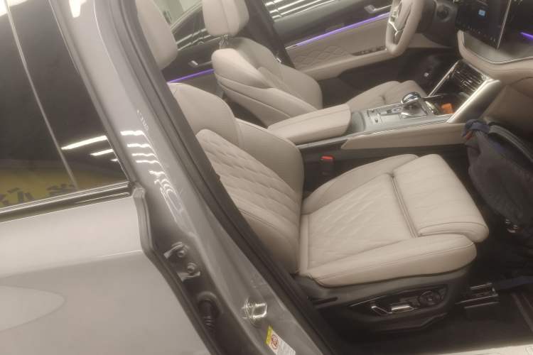 Used BYD Tang New Energy 2025 Intelligent Driving Version DM-i 115KM Flagship Edition
