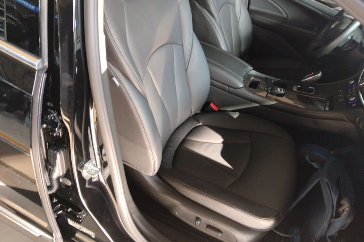 Used Buick LaCrosse 2022 652T Luxury Version