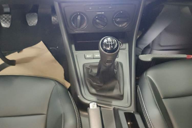 Used Volkswagen Lavida 2019 Lavida Start 1.5L Manual Fashion Edition China VI Standard
