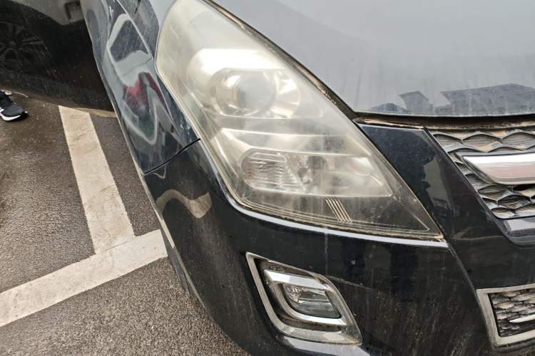 Used Mazda Mazda 8 2013 2.5L Ultimate Edition