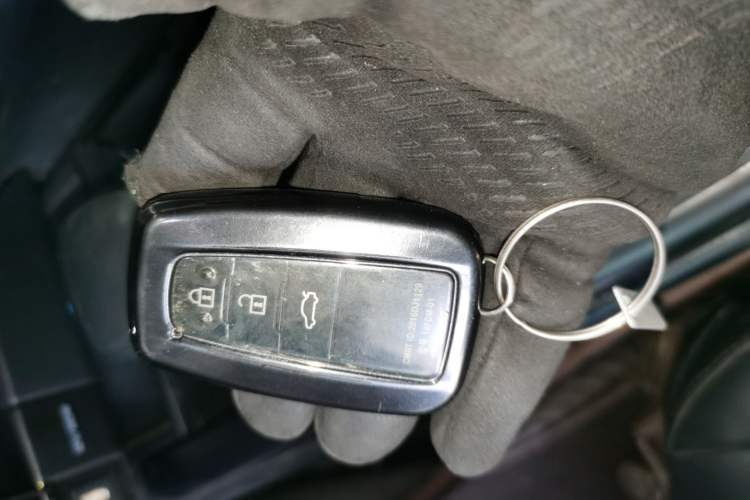 Used Toyota Camry 2021 2.0G Luxury Edition