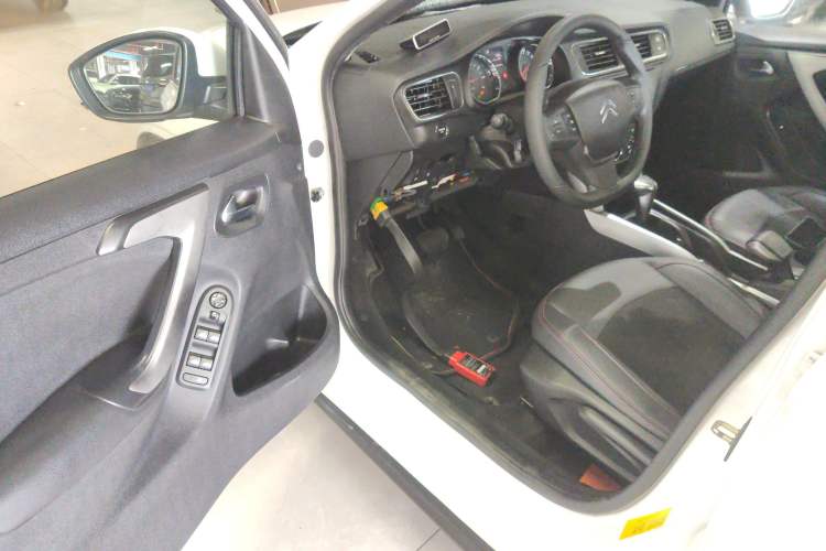 Used Citroen C3-XR 2018 230THP Automatic Smart Version
