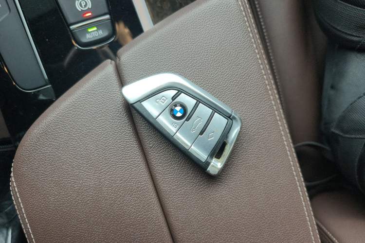 Used BMW 5 Series 2020 525Li M Sport Package
