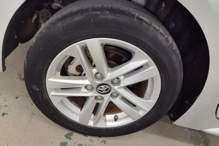 Used Toyota Levin 2021 185T CVT Luxury Edition
