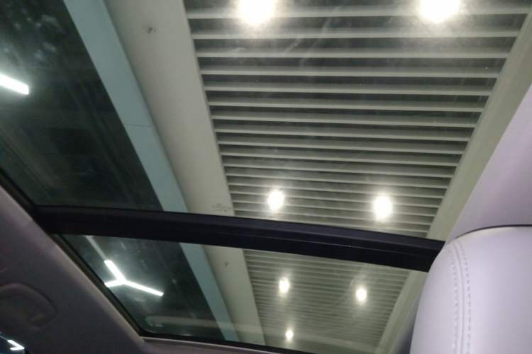 Used Volkswagen Tharu 2023 300TSI Two-Wheel-Drive Full Moon Edition