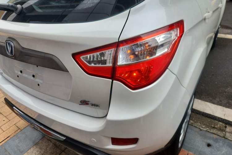 Used Changan CS35 2014 1.6L Manual Luxury Model China IV Standard