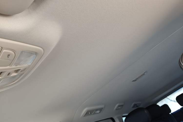 Used SAIC MAXUS G20 2023 Facelifted ES 2.0T Gasoline Automatic Value Edition