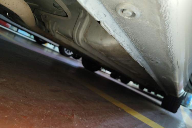 Used Kia K2 2012 Hatchback 1.6L AT Premium Commemorative Edition
