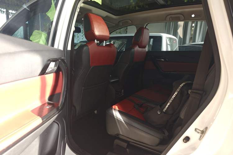 Used FORTHING T5L 2020 1.5T Automatic Luxury 7-Seater China VI Standard
