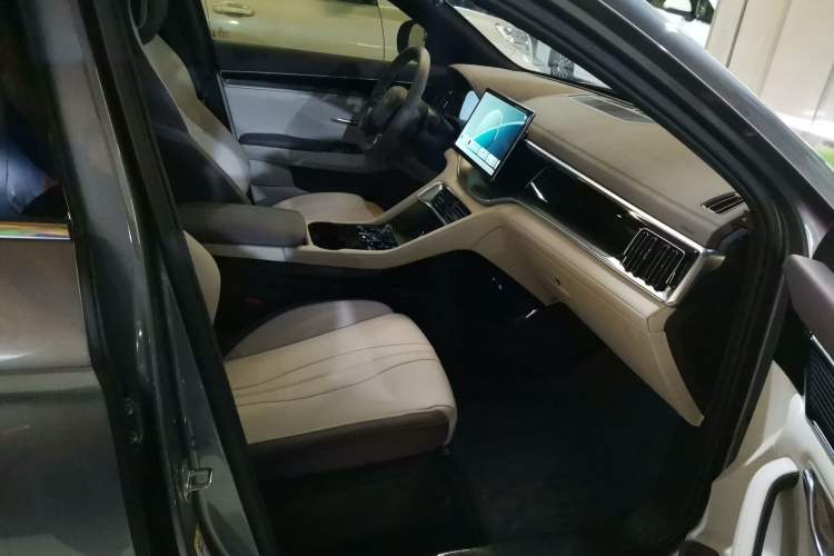 Used BYD Song PLUS New Energy 2025 EV Intelligent Driving Edition 520km Luxury Model