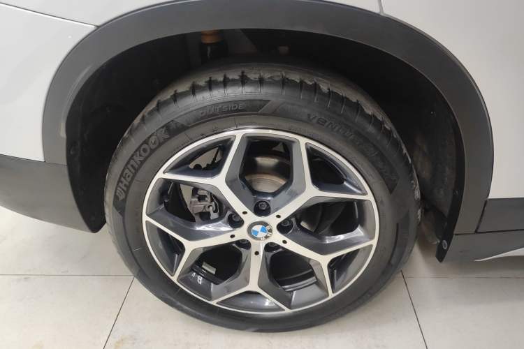 Used BMW X1 2018 sDrive18Li Luxury Model