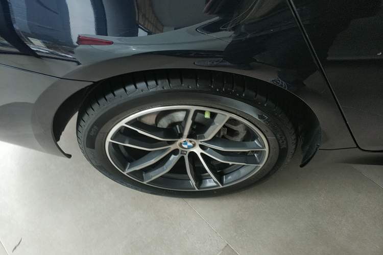 Used BMW 5 Series 2022 Second Facelift 525Li M Sport Package