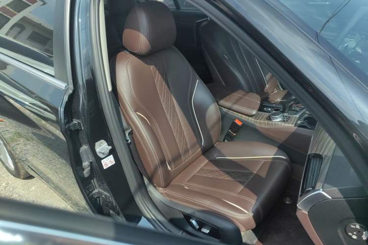 Used BMW 5 Series 2018 530Li xDrive Luxury Package
