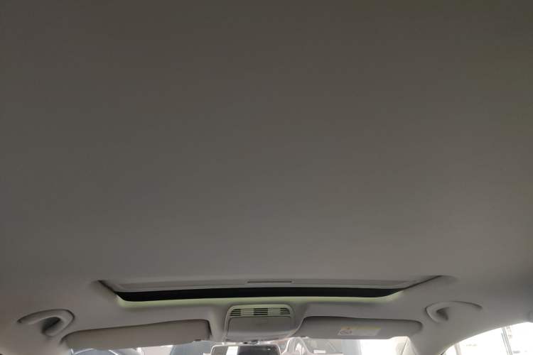 Used Volkswagen Magotan 2015 1.8TSI Advanced Model
