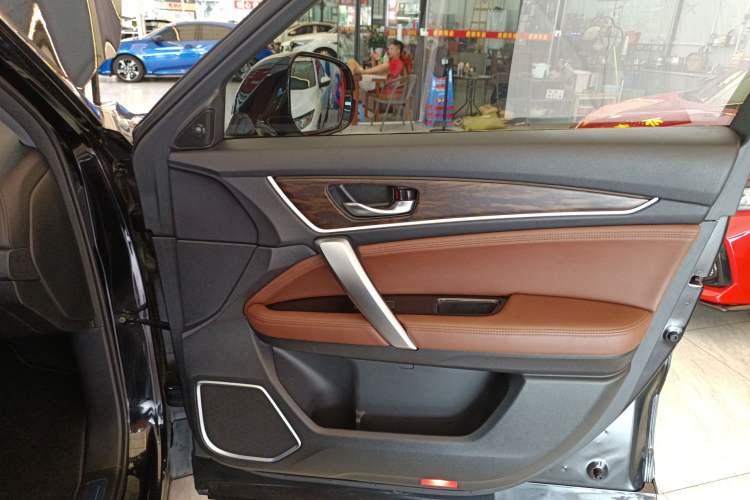 Used Honda UR-V 2017 370TURBO Four-Wheel Drive Prestige Edition China V
