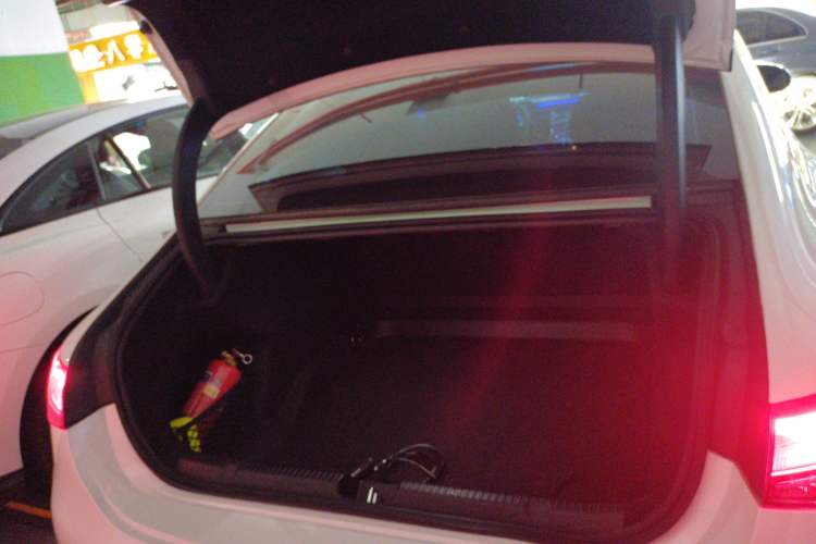 Used Mercedes-Benz EQE 2022 350 First Edition Special Version