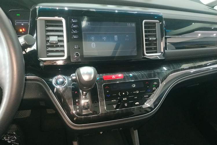 Used Honda Elysion 2019 2.0L Hybrid Luxury Edition