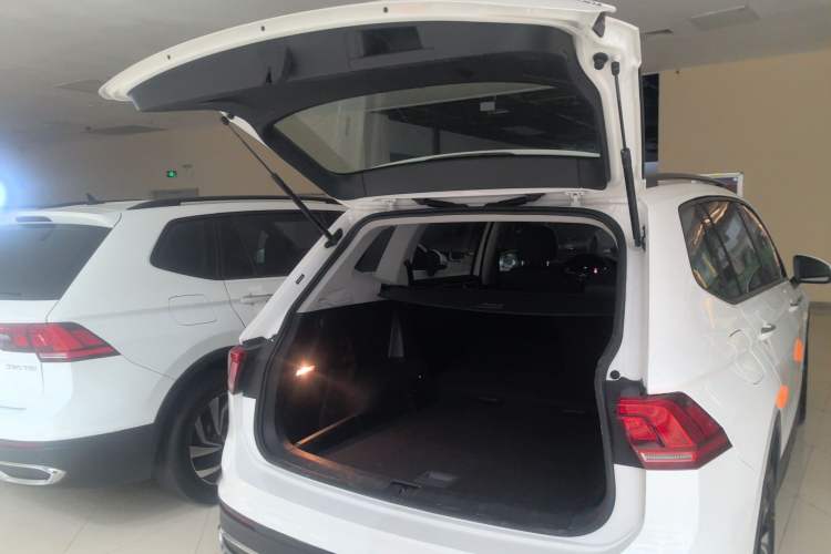 Used Volkswagen Tiguan L 2022 330TSI Automatic Two-Wheel Drive Comfort Edition
