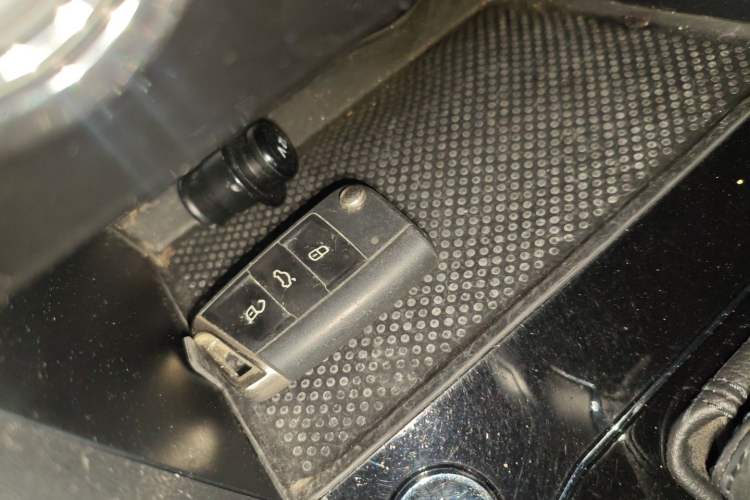 Used Volkswagen Tharu 2019 330TSI Four-Wheel Drive Luxury Edition China VI Standard
