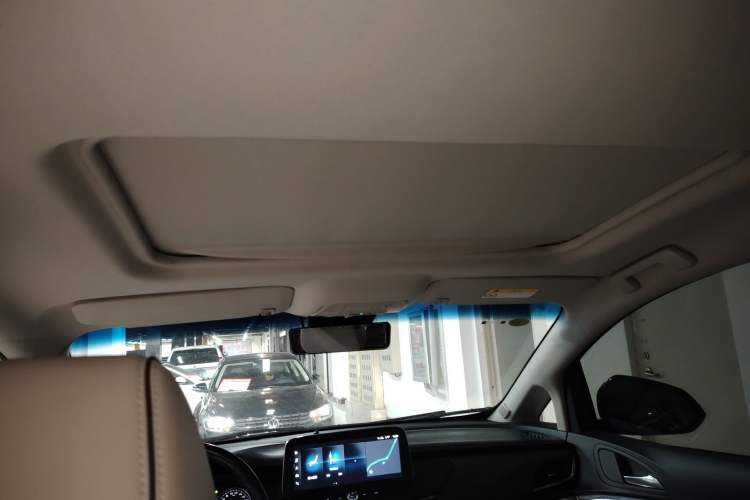 Used Buick GL8 2021 Land Cruiser Executive 652T Premium Model
