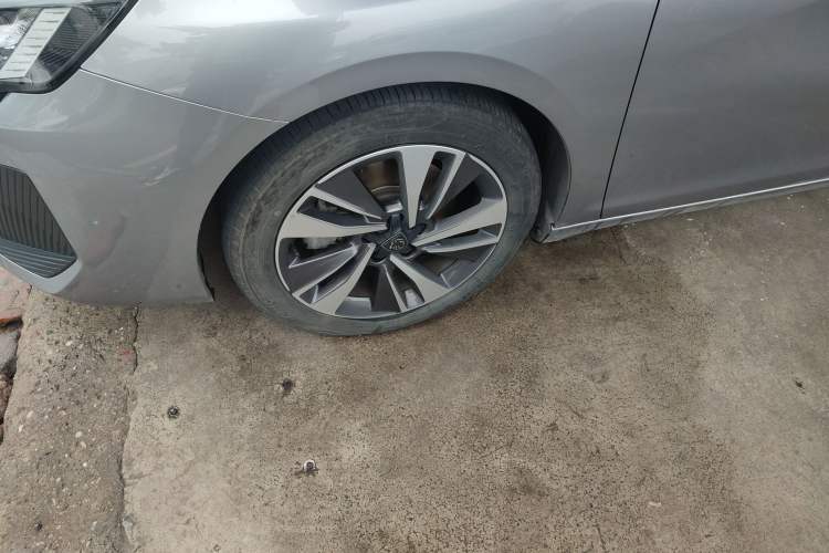 Used Peugeot 408 2022 1.6T Light-Chasing Edition