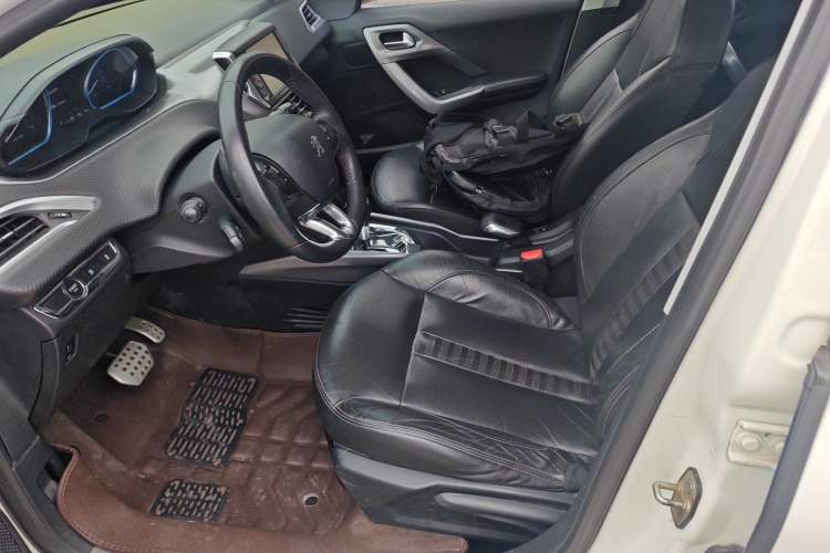 Used Peugeot 2008 2014 1.6L Automatic Navigation Edition
