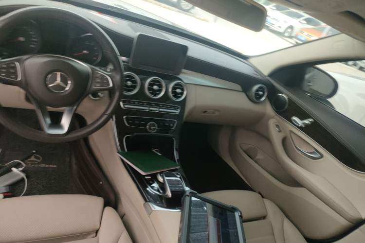 Used Mercedes-Benz C-Class 2018 C 180 L Fashion Model
