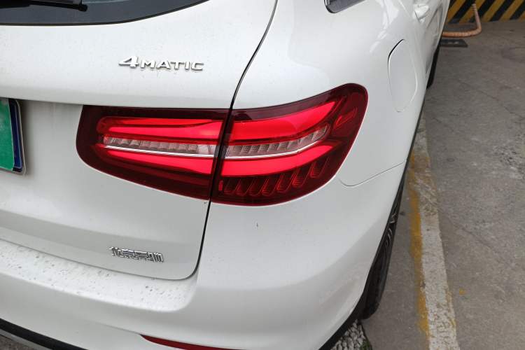 Used Mercedes-Benz GLC 2018 Facelifted GLC 260 4MATIC Dynamic Edition
