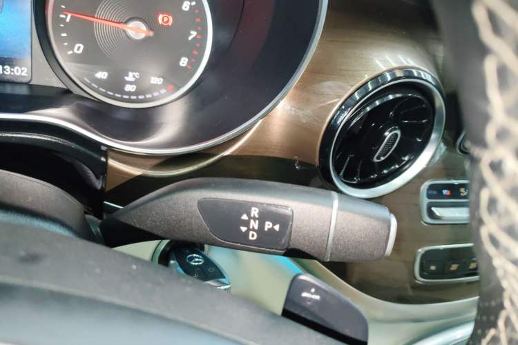 Used Mercedes-Benz V-Class 2020 V 260 L Long-wheelbase Luxury Edition