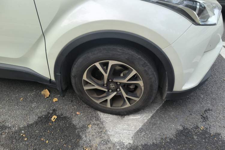 Used Toyota C-HR 2020 2.0L Leading Edition