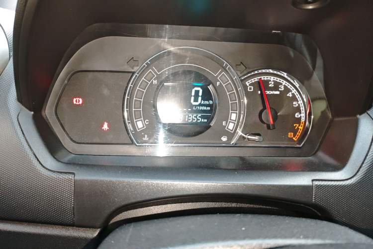 Used Great Wall M4 2014 1.5L manual Comfort trim level
