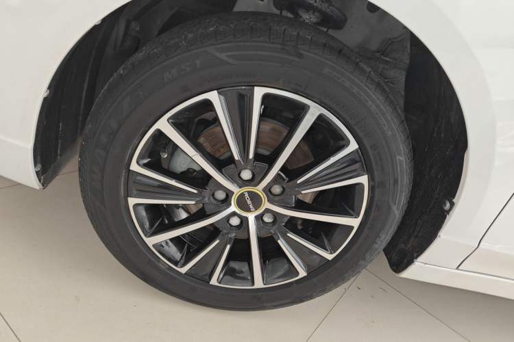 Used Roewe i5 2021 1.5L Manual Platinum Edition
