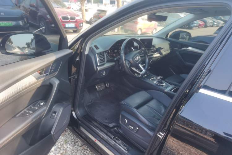 Used Audi Q5L 2018 45 TFSI Prestige Fashion Edition China V Emission Standard
