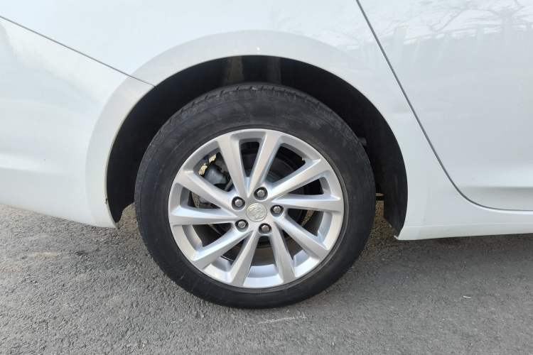 Used Buick Verano 2019 Sedan 15S Automatic Leading Model
