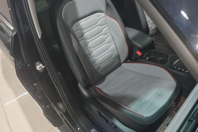 Used Volkswagen Tiguan L New Energy 2022 430 PHEV Plug-in Hybrid Prestige Edition
