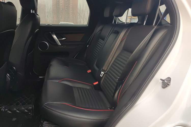 Used Land Rover Discovery Sport 2020 249 PS R-Dynamic Performance Edition