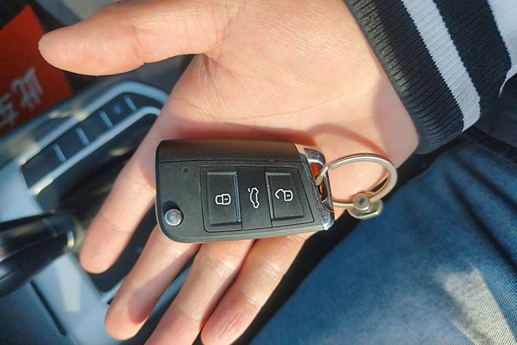 Used Volkswagen Golf Sportsvan 2016 230TSI Automatic Trend Edition
