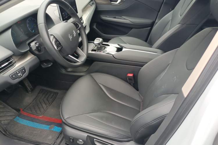 Used Hongqi E-QM5 2023 Revised Version Basic Travel Edition