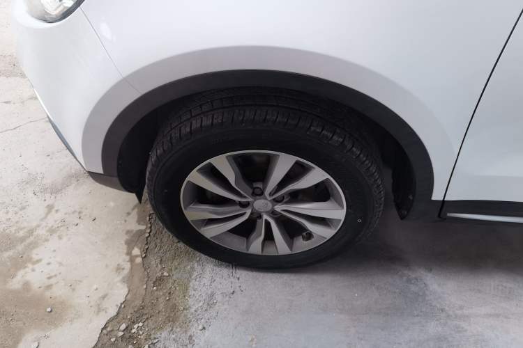 Used Geely Auto Emgrand X7 Sport 2016 1.8TD Automatic ZhiZun Version
