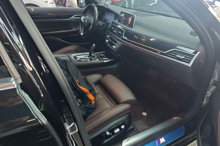 Used BMW 7 Series 2018 730Li Leading Model M Sport Package
