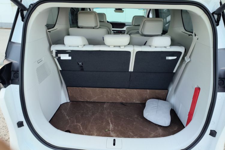 Used Buick GL8 New Energy 2024 Lu Zun Deluxe Edition 7-Seater
