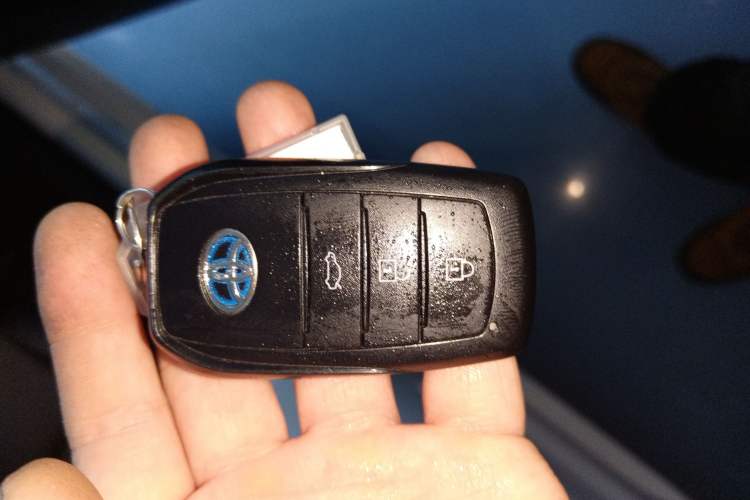 Used Toyota Levin 2023 Smart Electric Hybrid Dual-Engine 1.8L Sport Edition