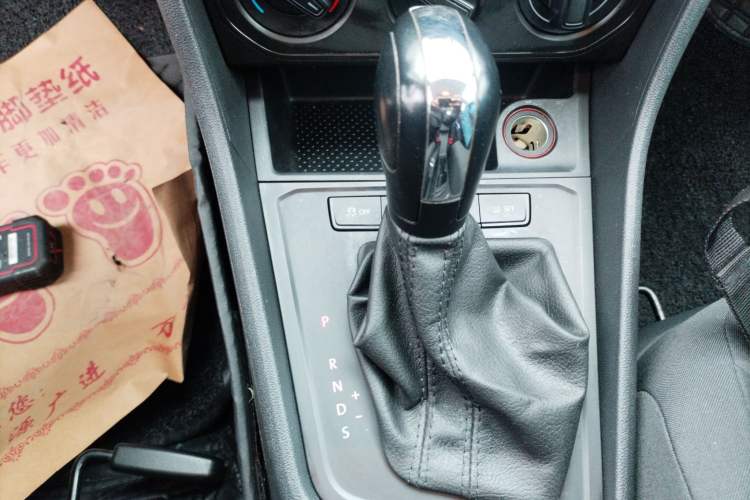 Used Volkswagen Lavida 2017 1.6L Automatic Fashion Edition
