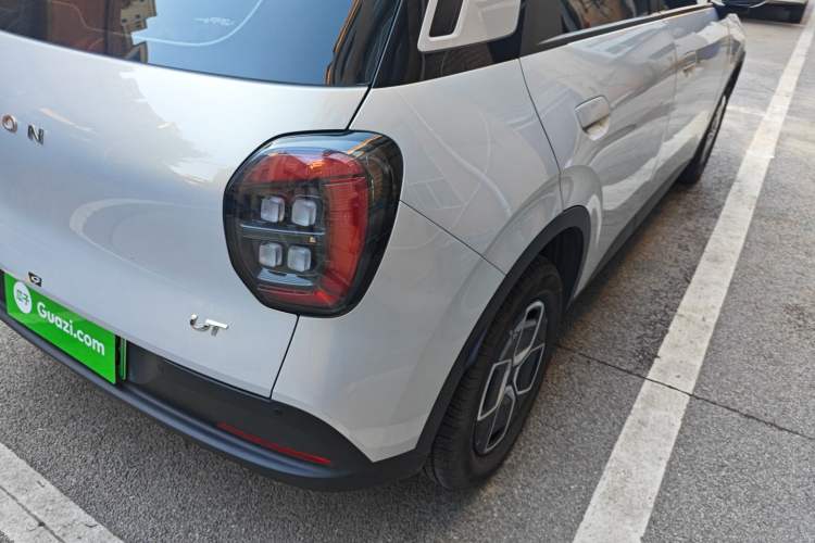 Used AION UT 2025 330 Starlight Edition
