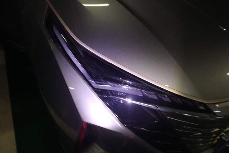 Used Oshan Z6 2022 Blue Whale 1.5T DCT Smart Edition