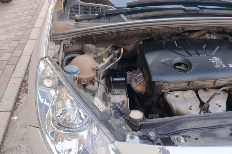 Used Peugeot 408 2013 1.6L Automatic Comfort Edition
